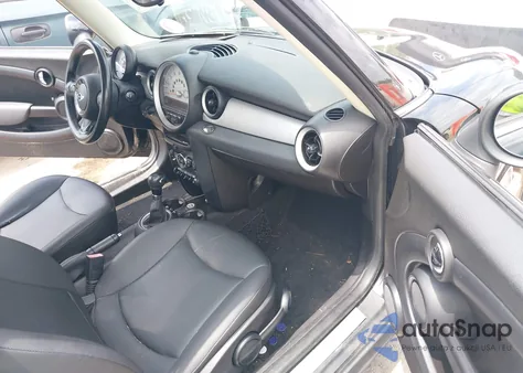 2012 Mini Cooper Clubman z USA, uszkodzony, nr VIN WMWZF3C53CT189483